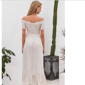 🌺NEW🌺 White Polka dot split dress